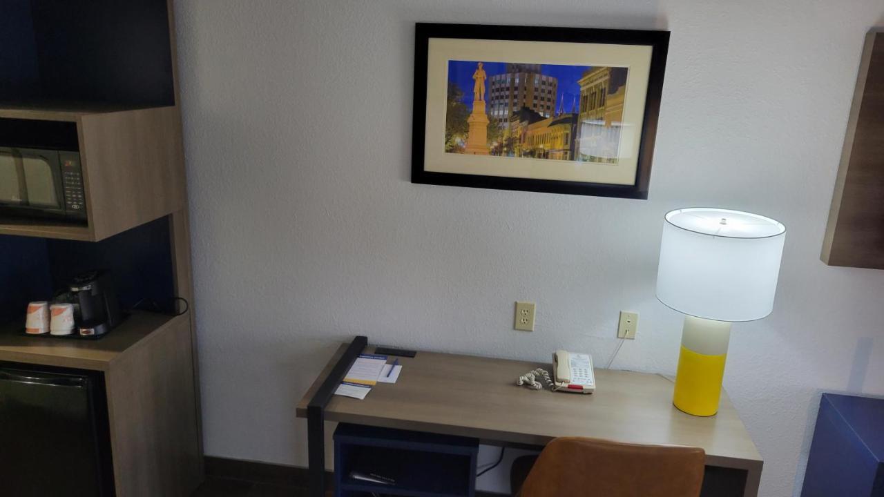 Comfort Suites Macon Eksteriør bilde